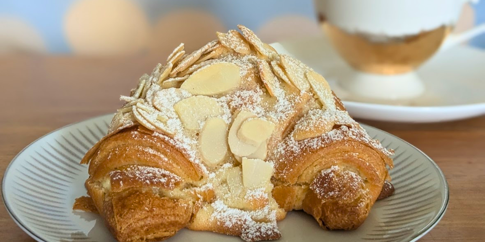 Almond croissant hack